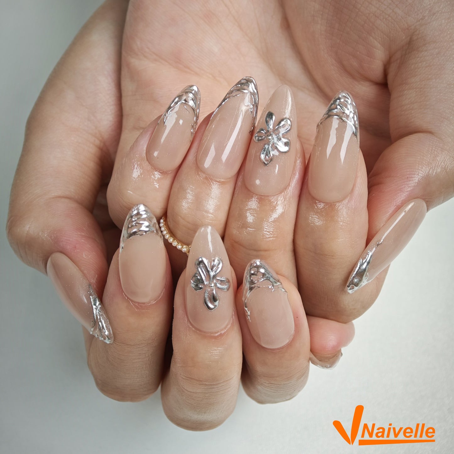 Naivelle Press On Nails Middle Silver-Wedding-C5