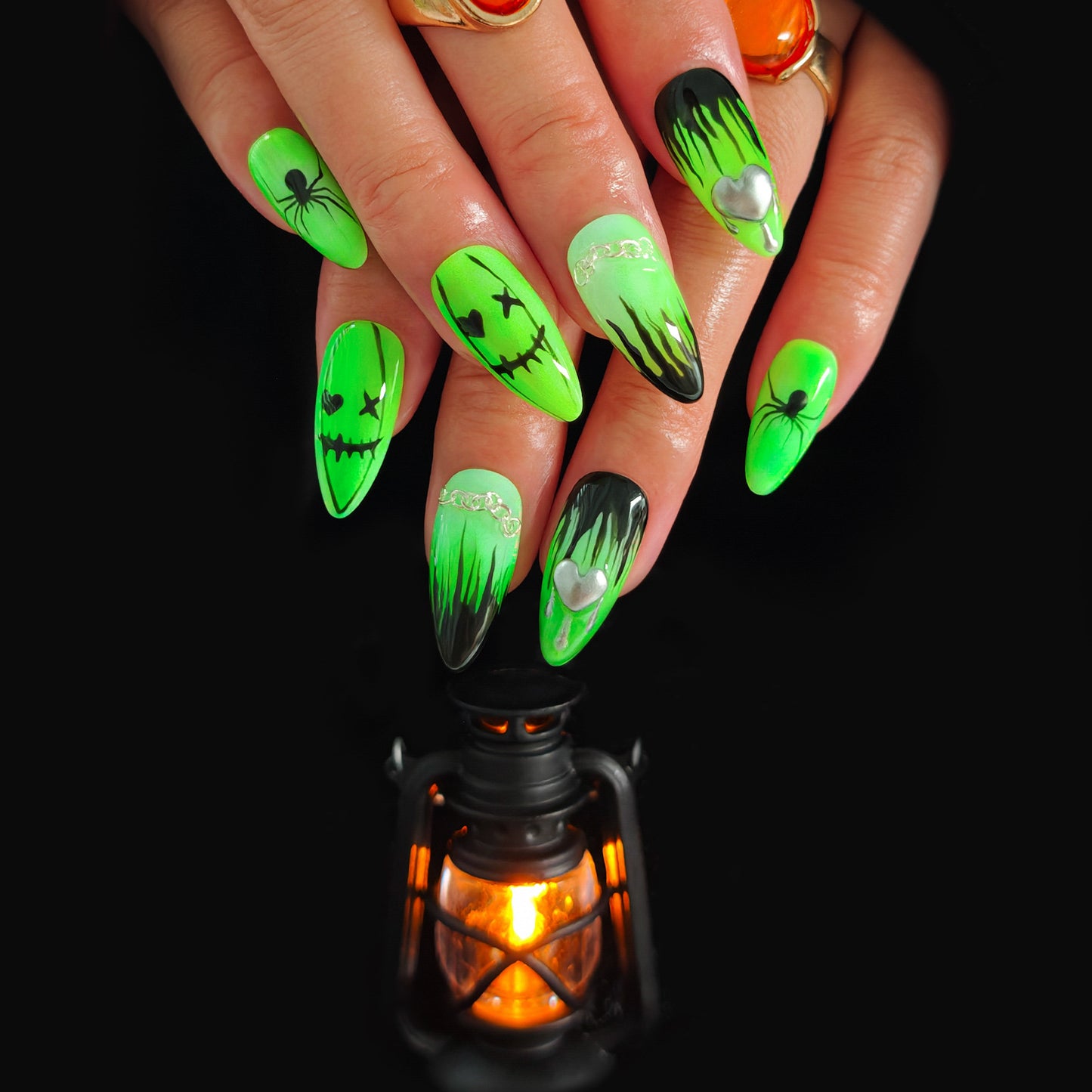 Naivelle Press On Nails Middle Green-Halloween-S106
