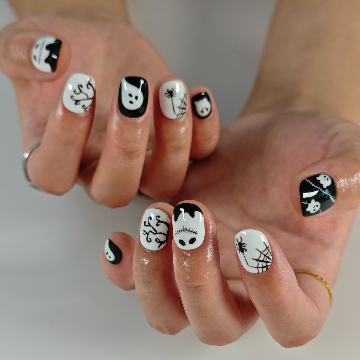 Naivelle Press On Nails Short White-Halloween-S107