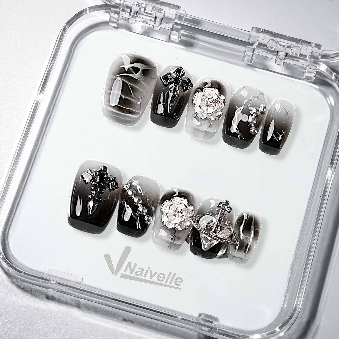 NaivellePressOnNailsShortBlack-Halloween-S33