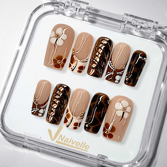 NaivellePressOnNailsMiddleBrown-Fall-S18