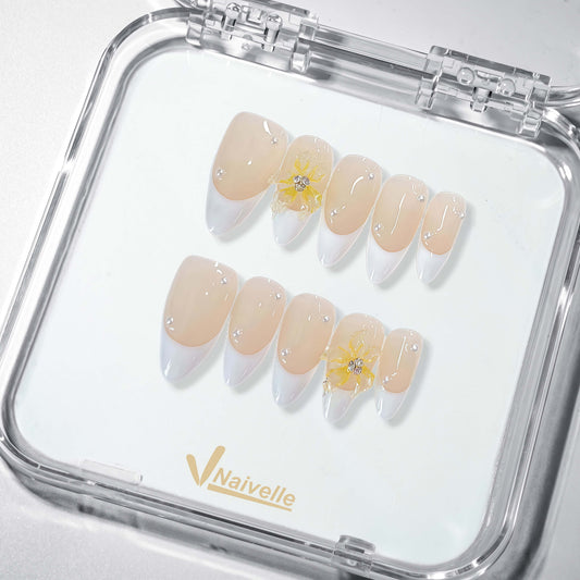 Naivelle Press On Nails Middle White-Party-S143