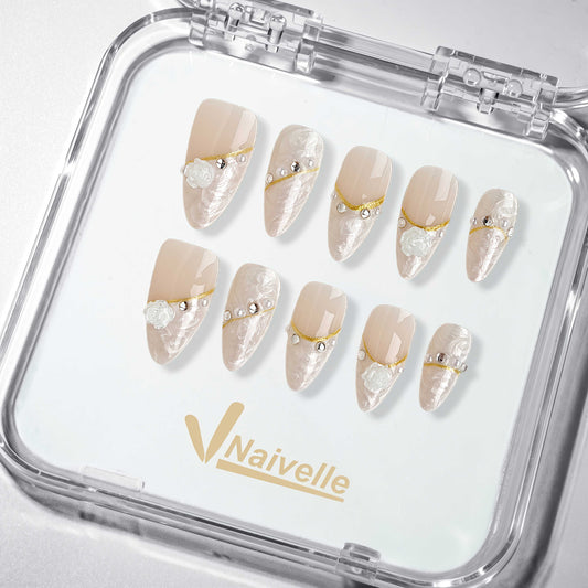 NaivellePressOnNailsMiddleWhite-Wedding-C28