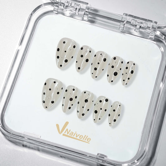 Naivelle Press On Nails Short White-Daily-S123